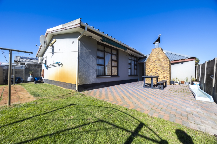 3 Bedroom Property for Sale in Windsor Park Western Cape